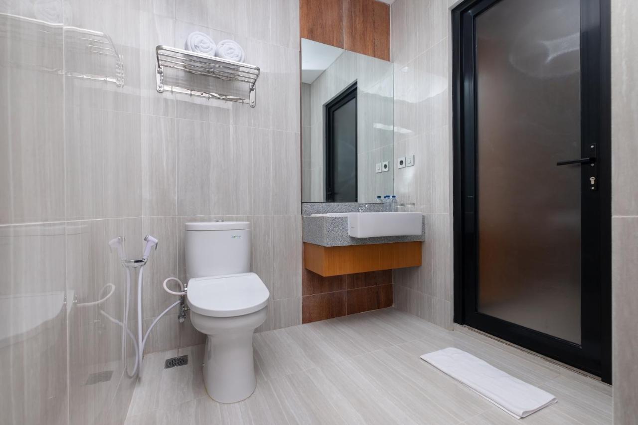 Aralea Coliving Hotel Dempasar Exterior foto