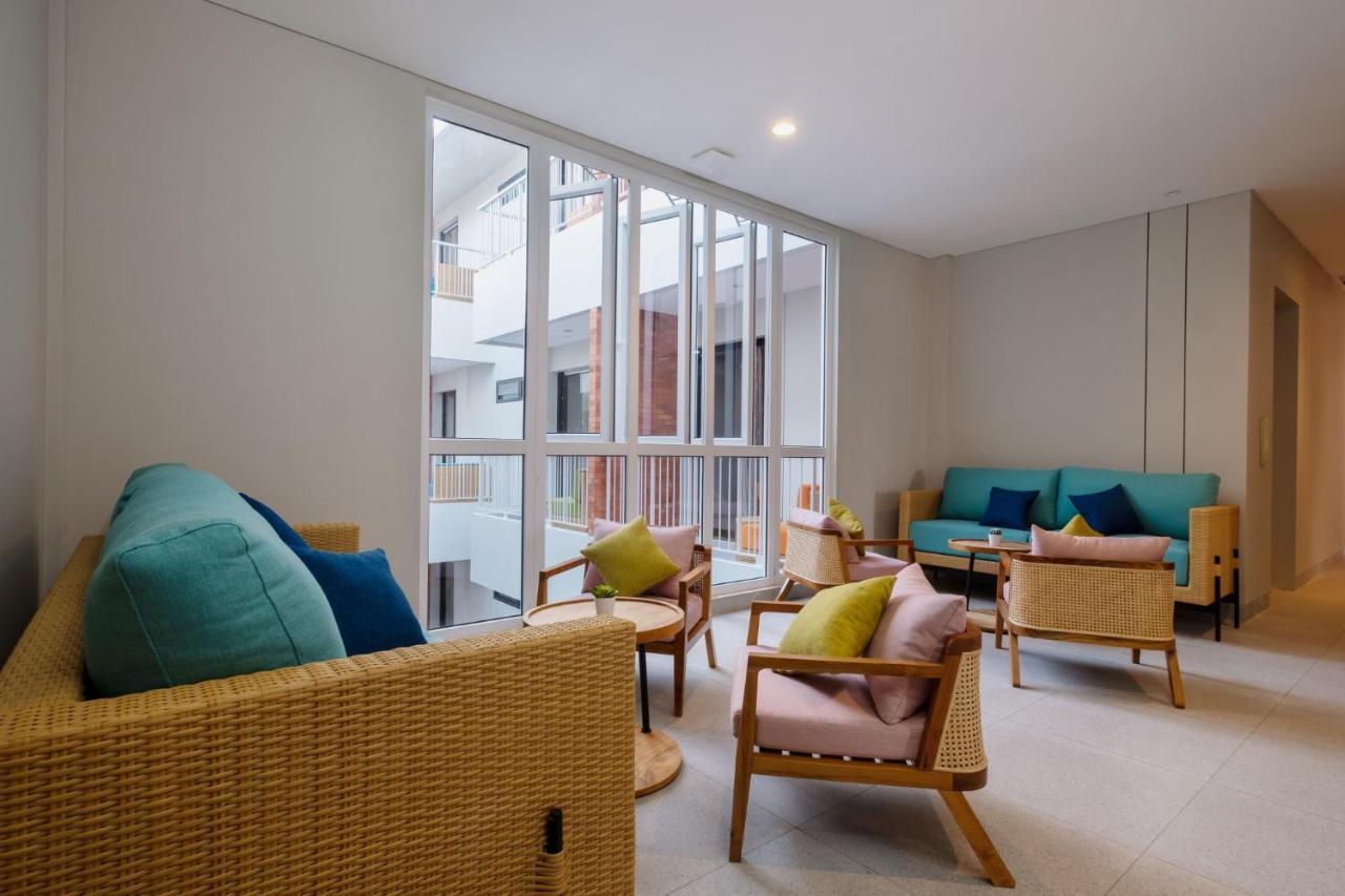 Aralea Coliving Hotel Dempasar Exterior foto